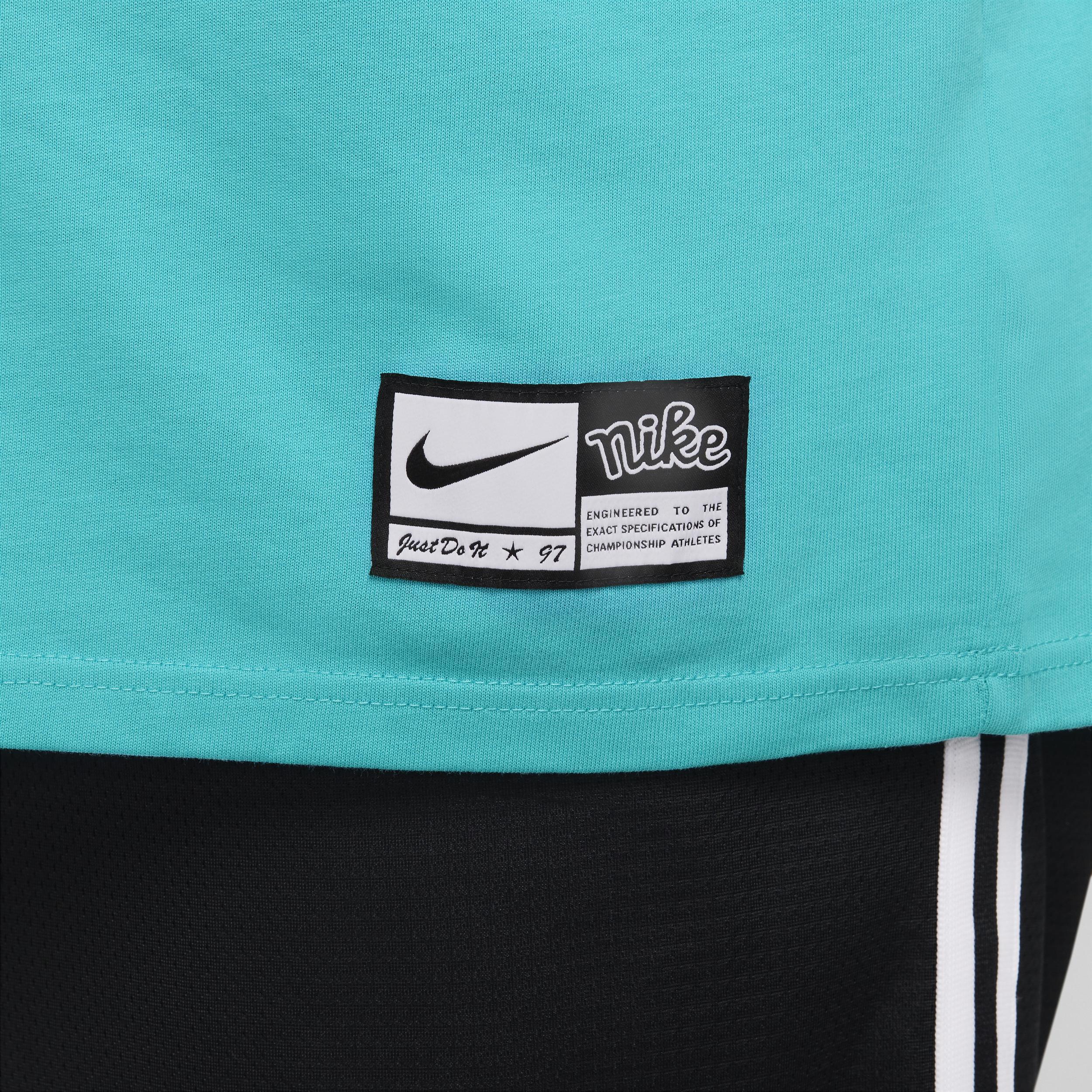 Nike Men's Max90 Basketball T-Shirt Product Image