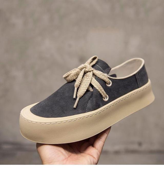 Two Tone Lace-Up Boat Shoes Product Image