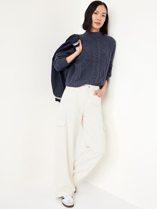 SoSoft Crop Cable-Knit Sweater Product Image