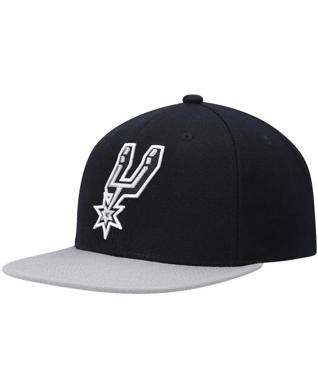 Mens Mitchell & Ness Black and Silver San Antonio Spurs Team Two-Tone 2.0 Snapback Hat - Black Product Image