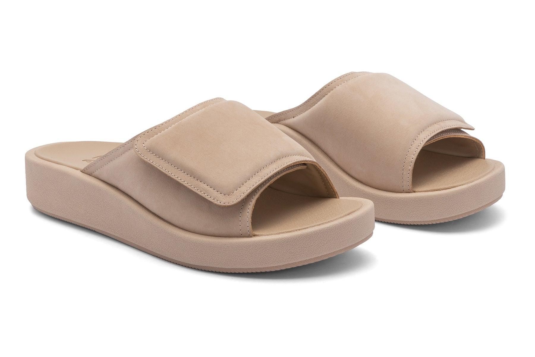 Paseo Slide Metatarsal Female Product Image