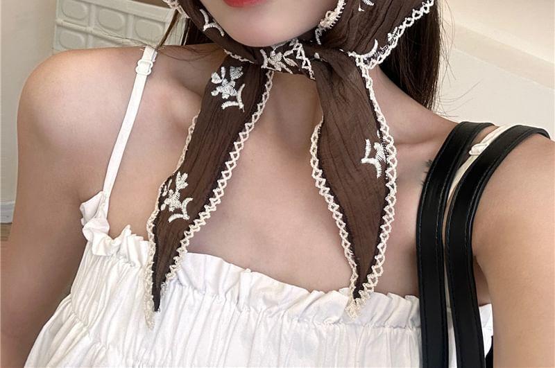 Floral Embroidered Lace Trim Headscarf Product Image