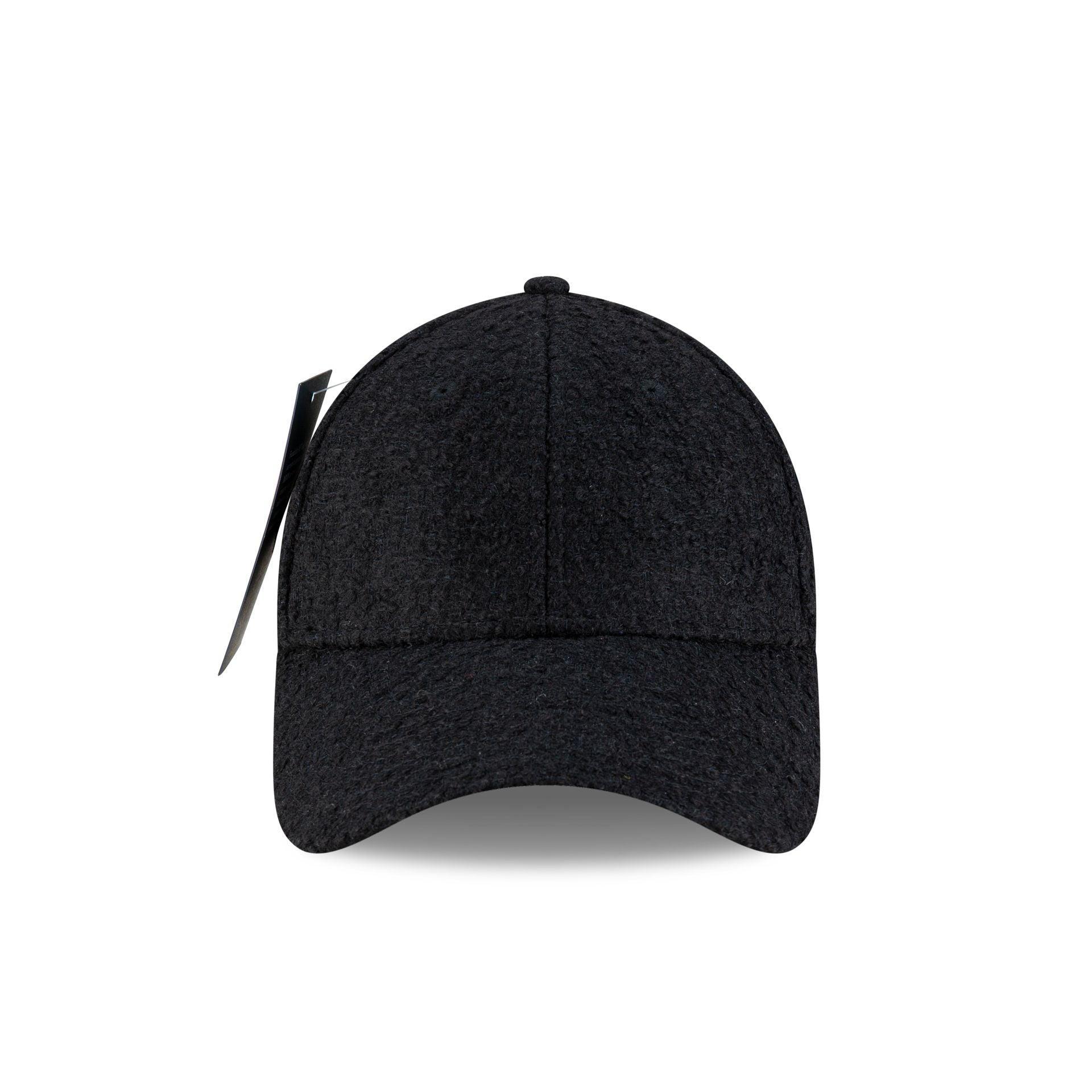 New Era Moon Black 9FORTY Adjustable Male Product Image