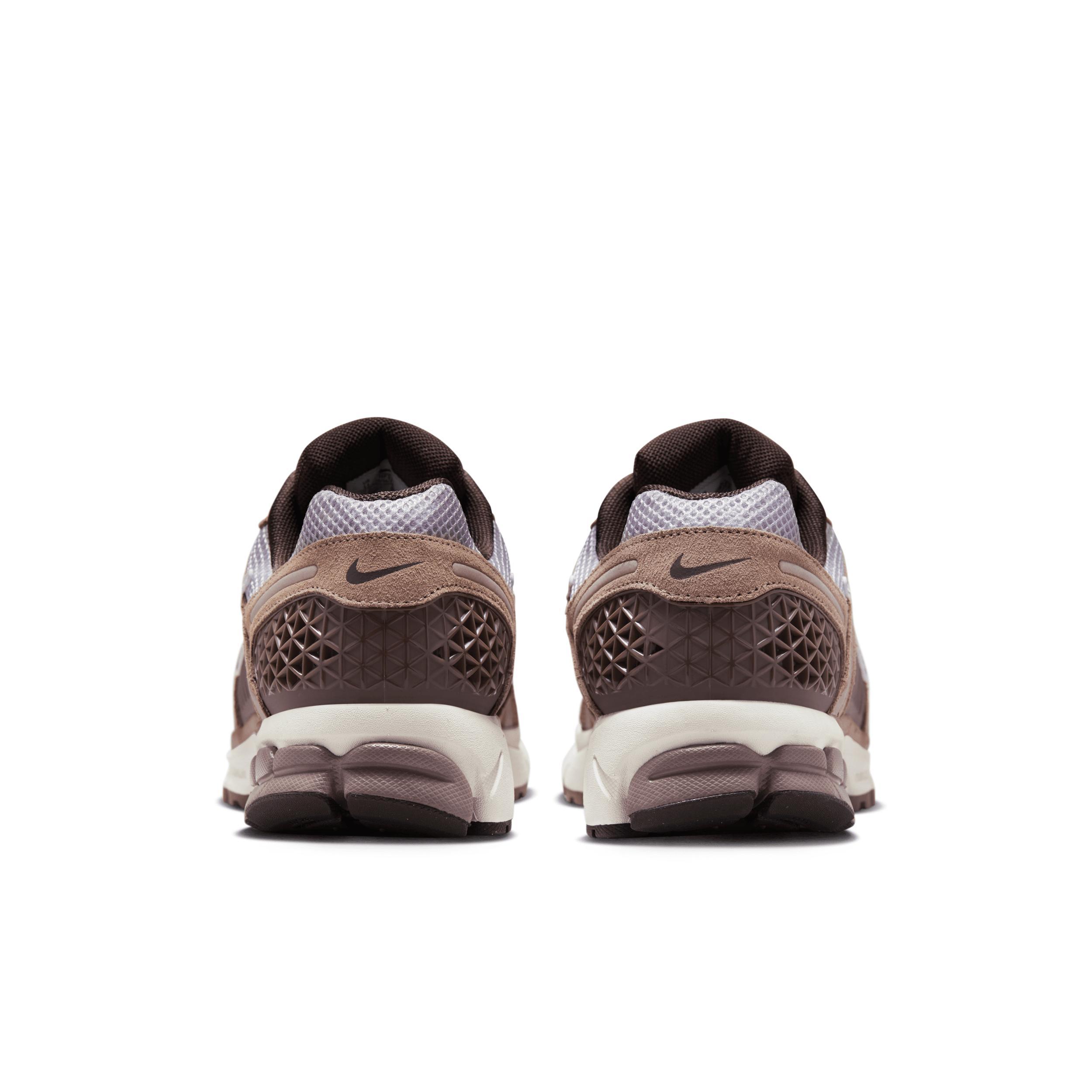 Nike Zoom Vomero 5 Men's Shoes Product Image