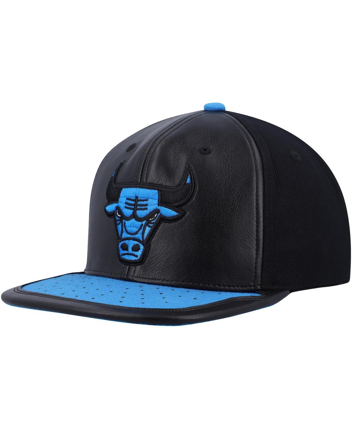 Mens Mitchell & Ness /Royal Chicago Bulls Day One Snapback Hat Product Image