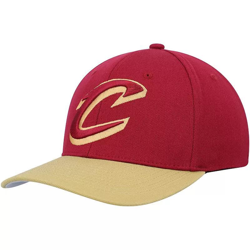 Mens Mitchell & Ness Wine/Gold Cleveland Cavaliers MVP Team Two-Tone 2.0 Stretch-Snapback Hat Product Image