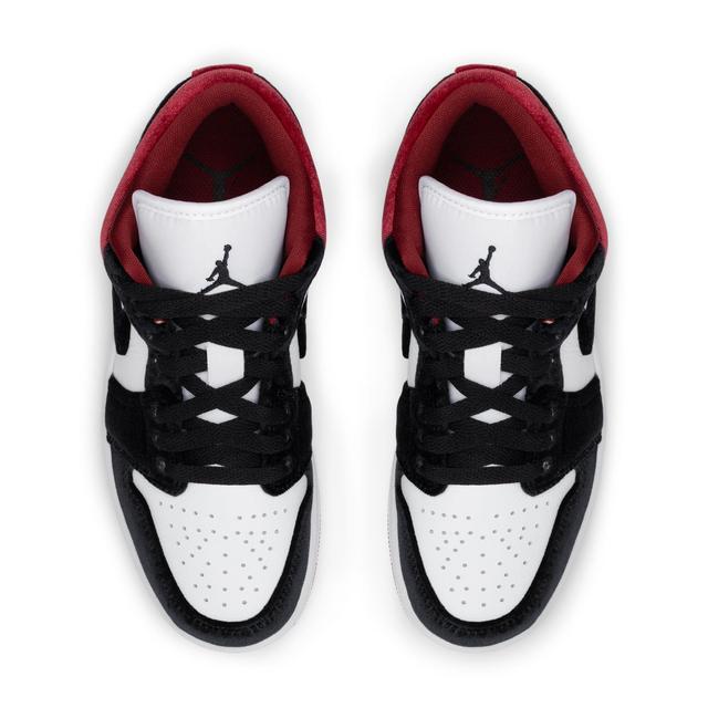 WOMEN'S AIR JORDAN 1 LOW SE Product Image