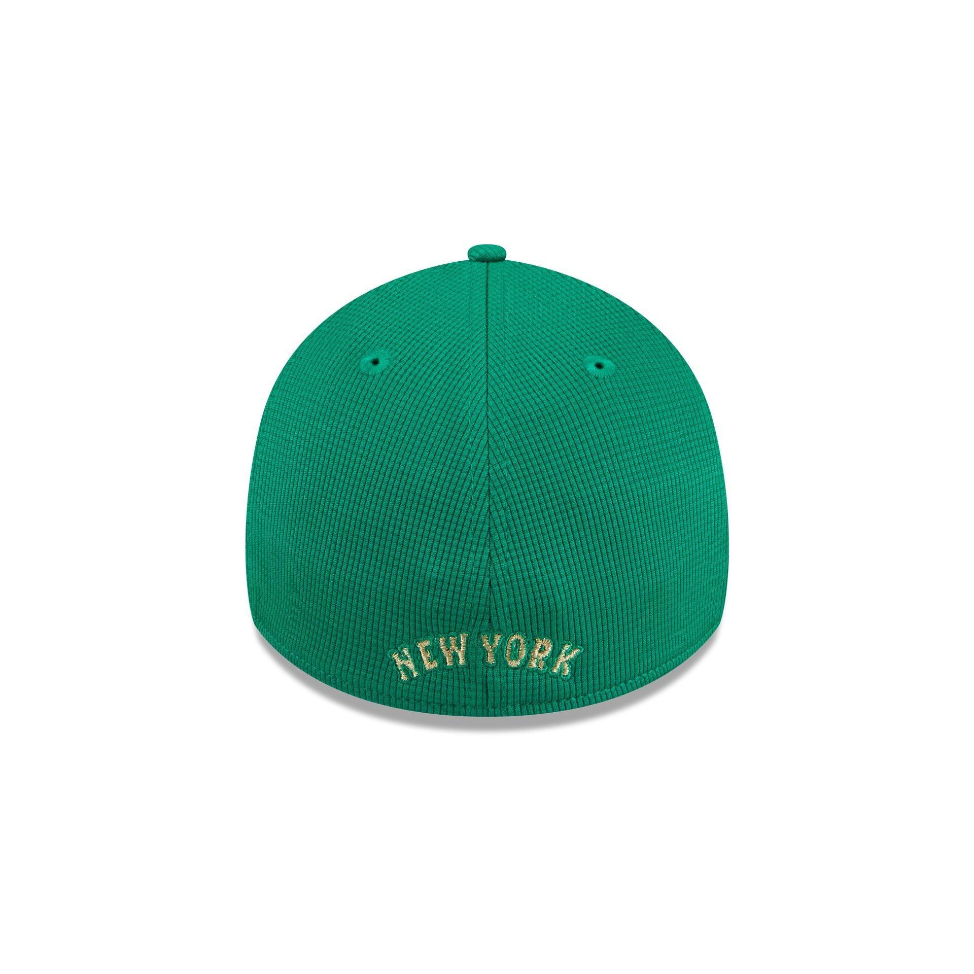 New York Mets St. Patrick's Day 2024 39THIRTY Stretch Fit Hat Male Product Image