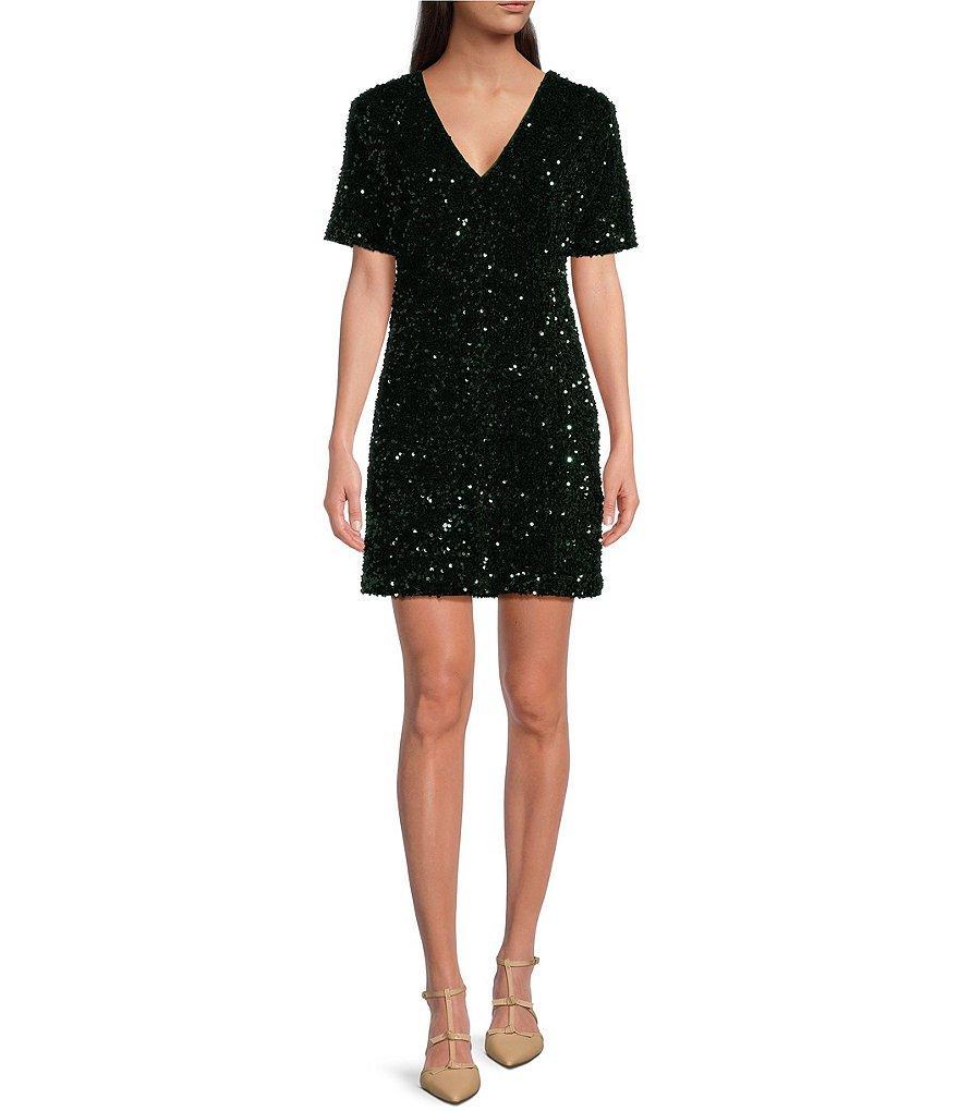 Alex Marie Lila Sequin Velvet Reversible Crew to V-Neck Short Sleeve Dress Product Image