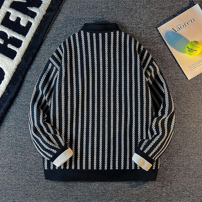 Lapel Collared Button Down Striped Panel Jacket Product Image