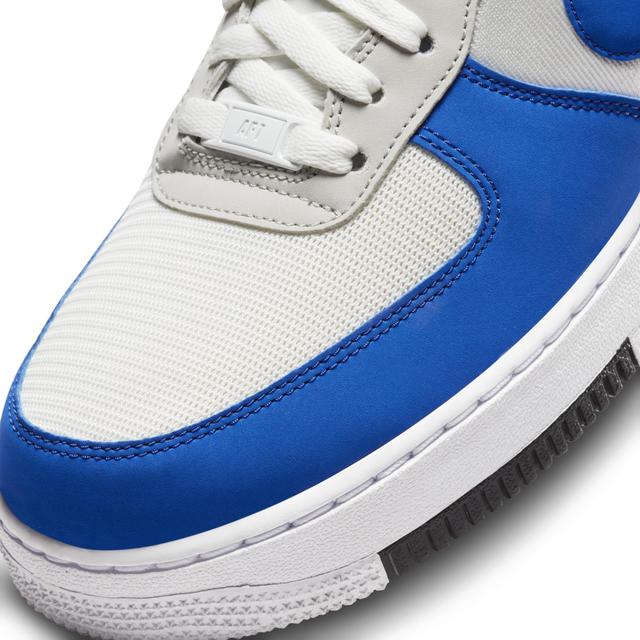 Nike Men's Air Force 1 '07 LV8 Shoes Product Image