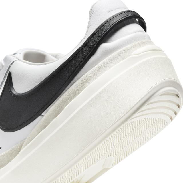 Nike Men's Blazer Phantom Low Shoes Product Image