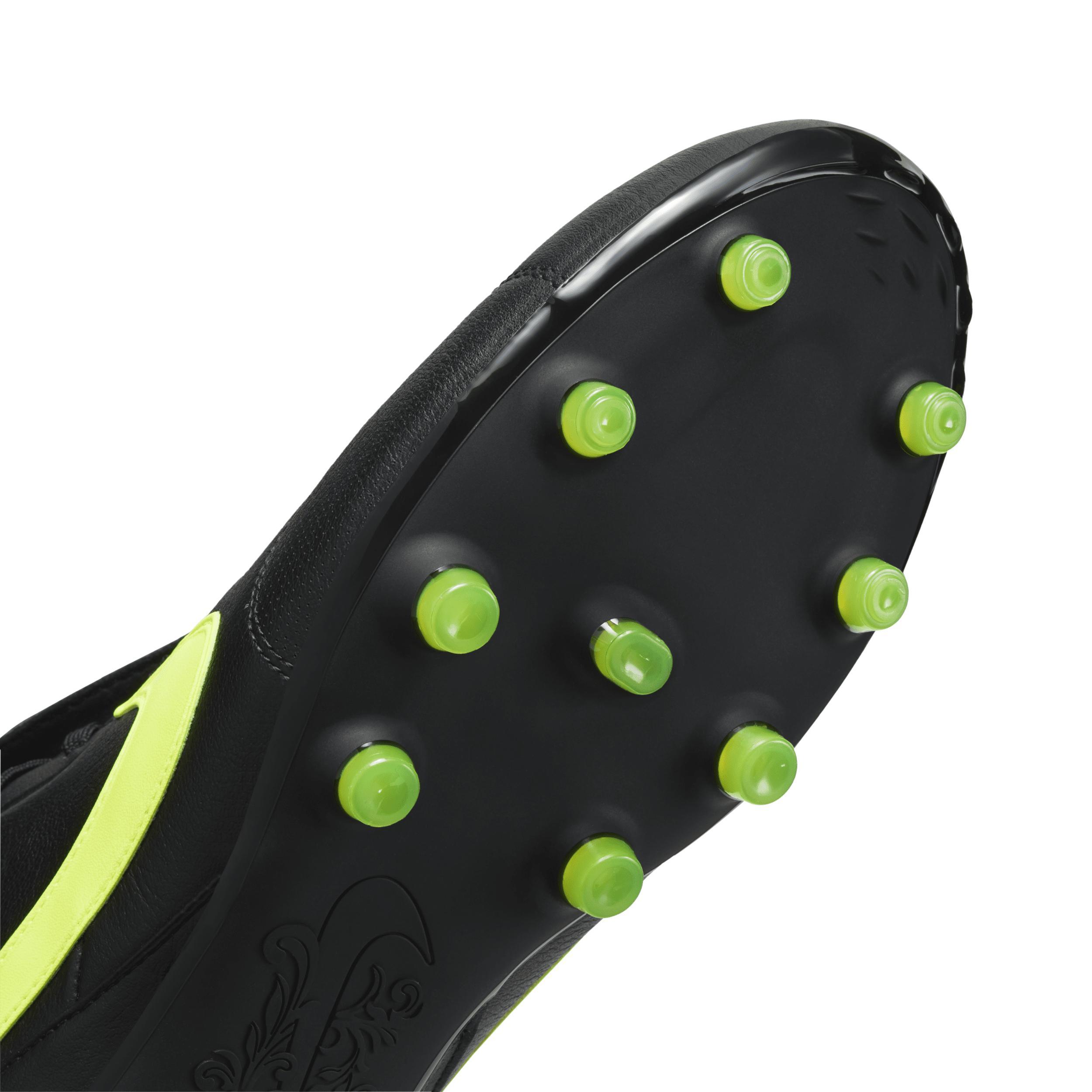 Nike Men's Premier 3 FG Low-Top Soccer Cleats Product Image