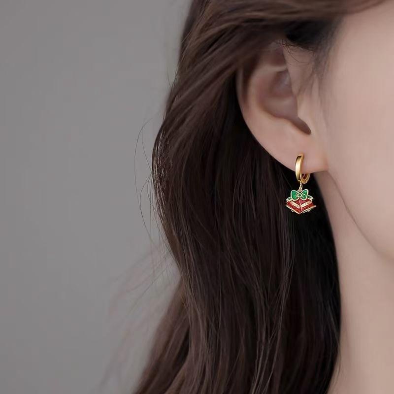 Christmas Drop Earring Product Image