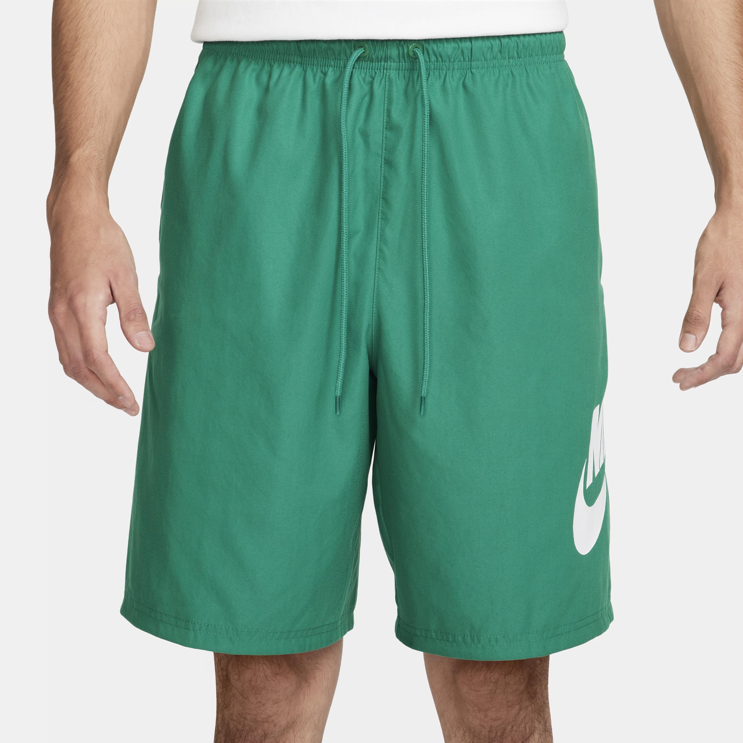 Nike Men's Club Woven Shorts Product Image