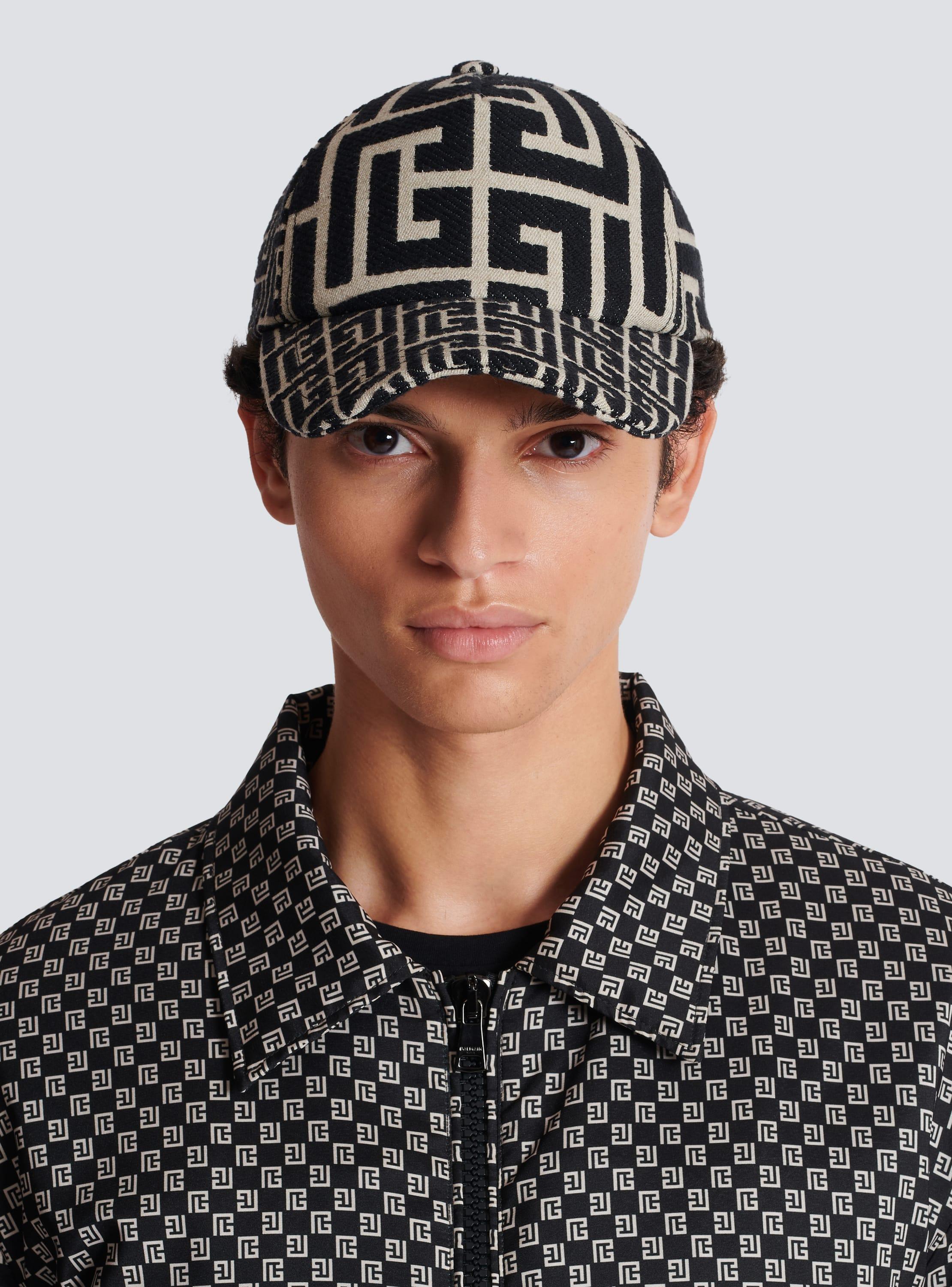 Monogrammed jacquard cap Product Image