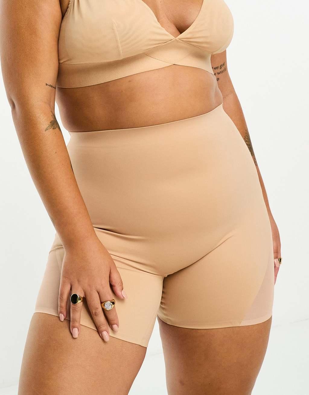 ASOS DESIGN Curve Contouring medium control short with mesh Product Image