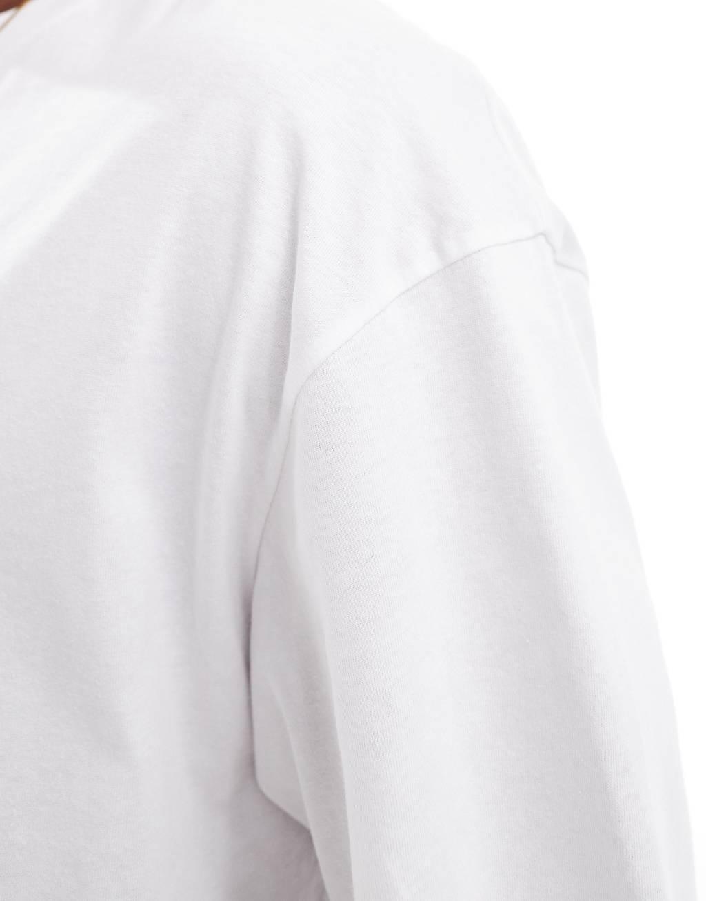 Jack & Jones 2-pack oversized T-shirts in white & black Product Image