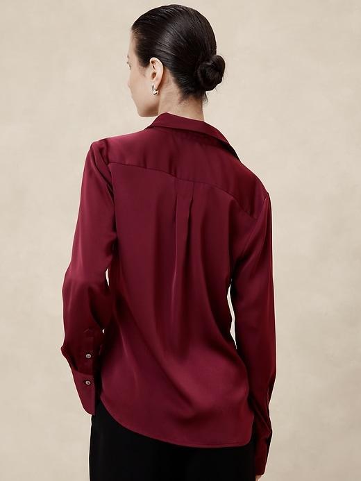 Silky Classic Shirt Product Image