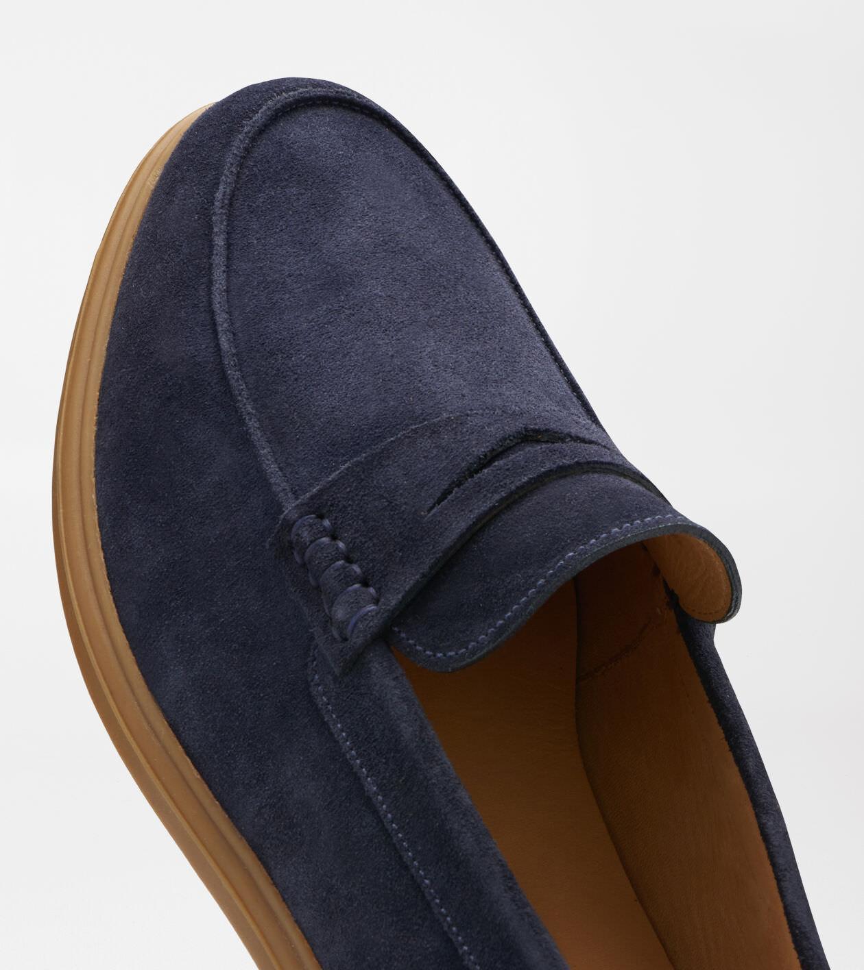 Excursionist Penny Loafer Product Image