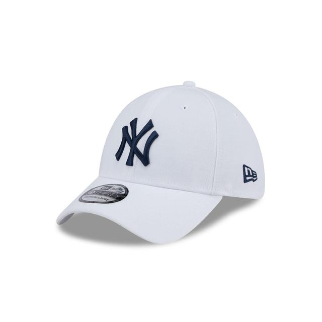 New York Yankees Optic White 39THIRTY Stretch Fit Hat Male Product Image