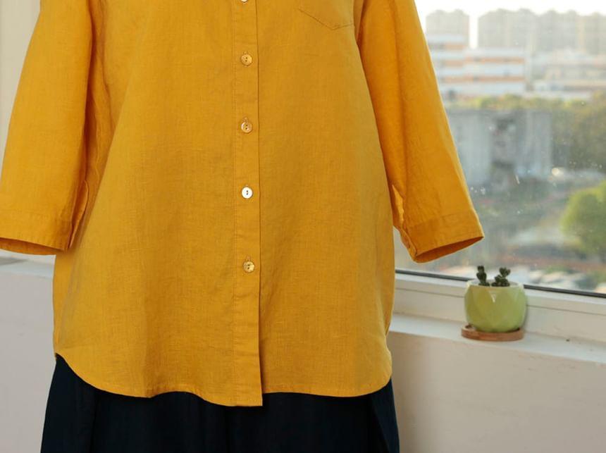 3/4-Sleeve Crew Neck Plain Button-Up Blouse Product Image