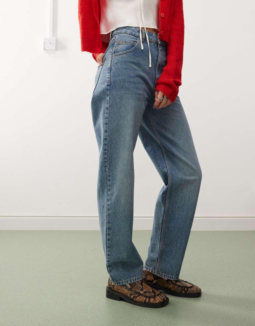 Reclaimed Vintage straight jeans in blue wash Product Image