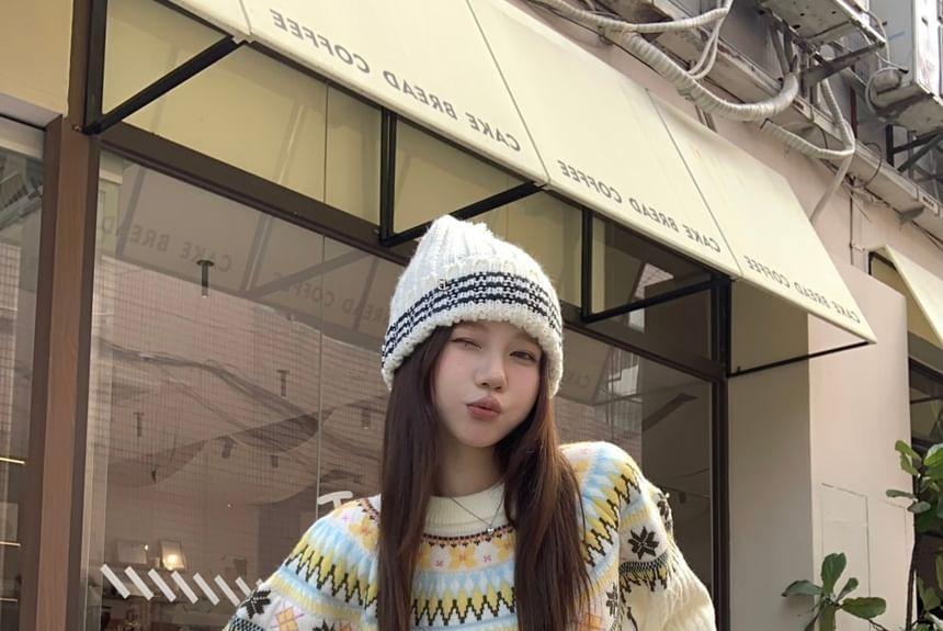 Crew Neck Pattern Jacquard Sweater Product Image