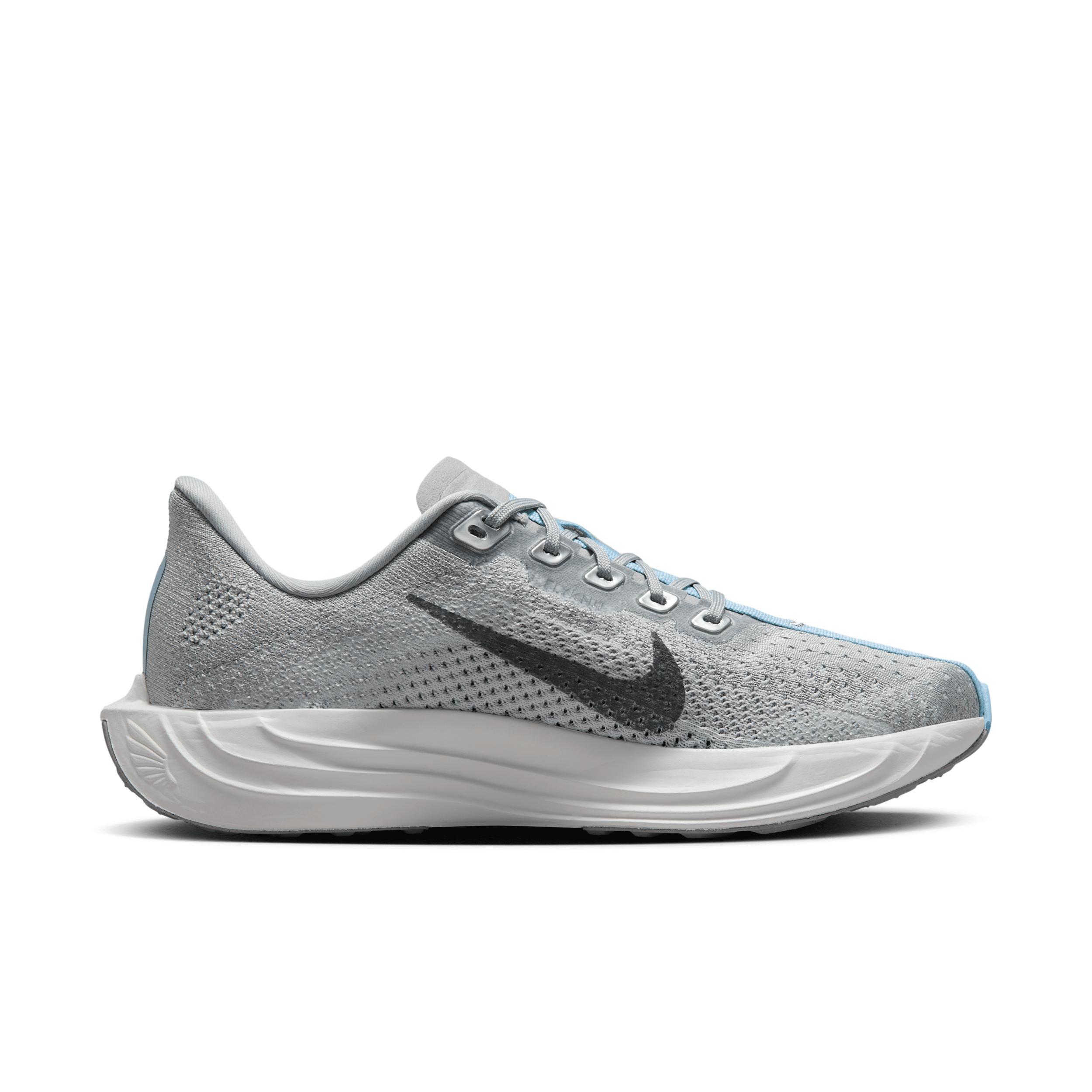 Nike Women's Pegasus Plus Road Running Shoes Product Image