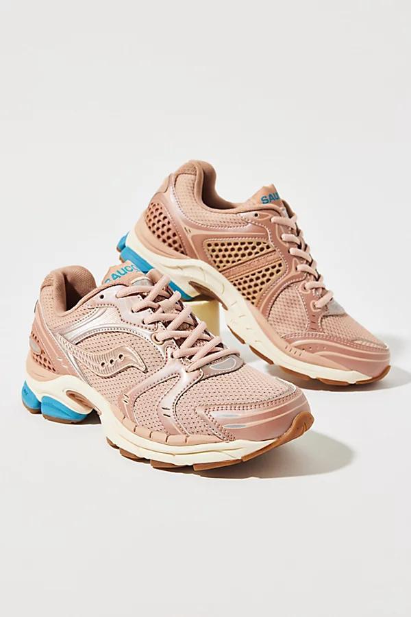 Saucony ProGrid Triumph 4 Sneaker Womens at Urban Outfitters Product Image