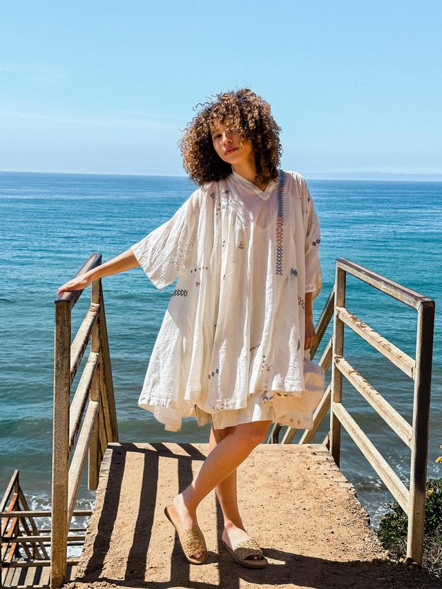 White oversized dress Product Image