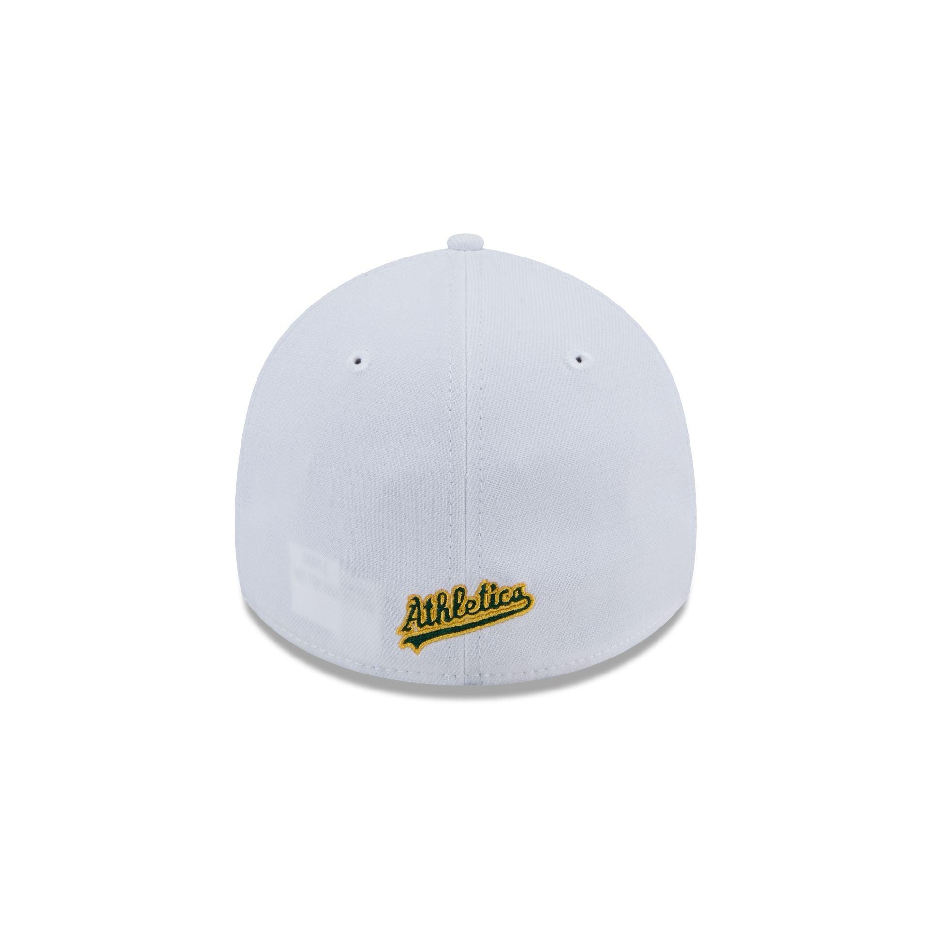 Oakland Athletics Optic White 39THIRTY Stretch Fit Hat Male Product Image