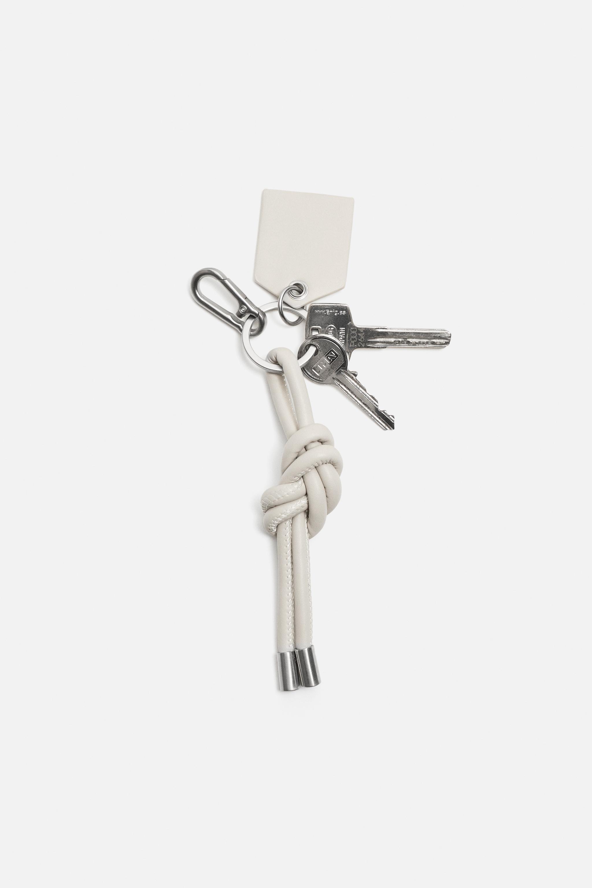 KNOT KEYCHAIN Product Image