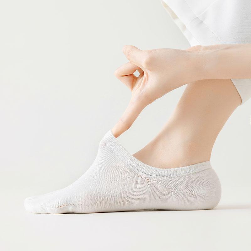 Plain Split Toe No Show Socks Product Image