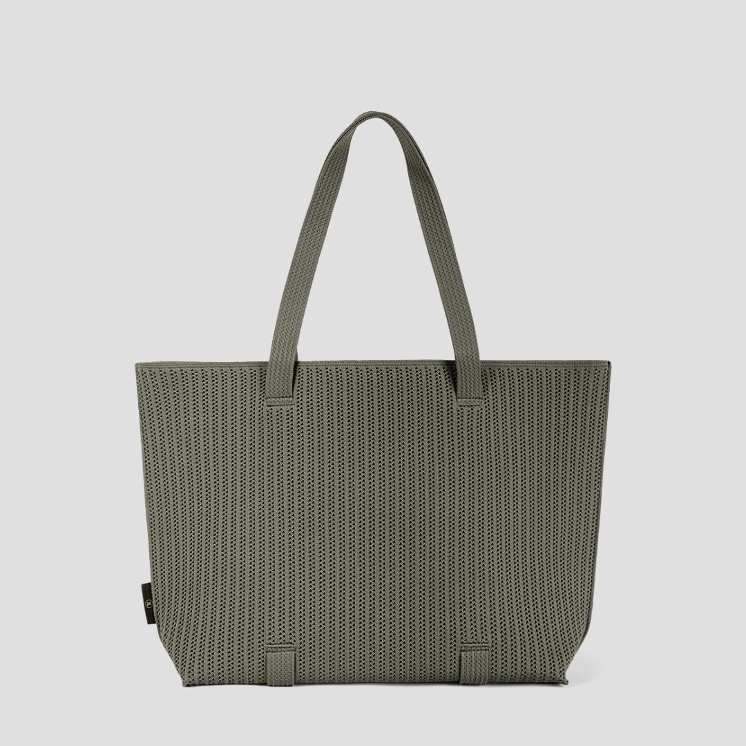 The Daily Tote (Zaneta) Product Image