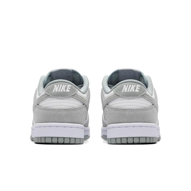 NIKE DUNK LOW RETRO SE Male Product Image