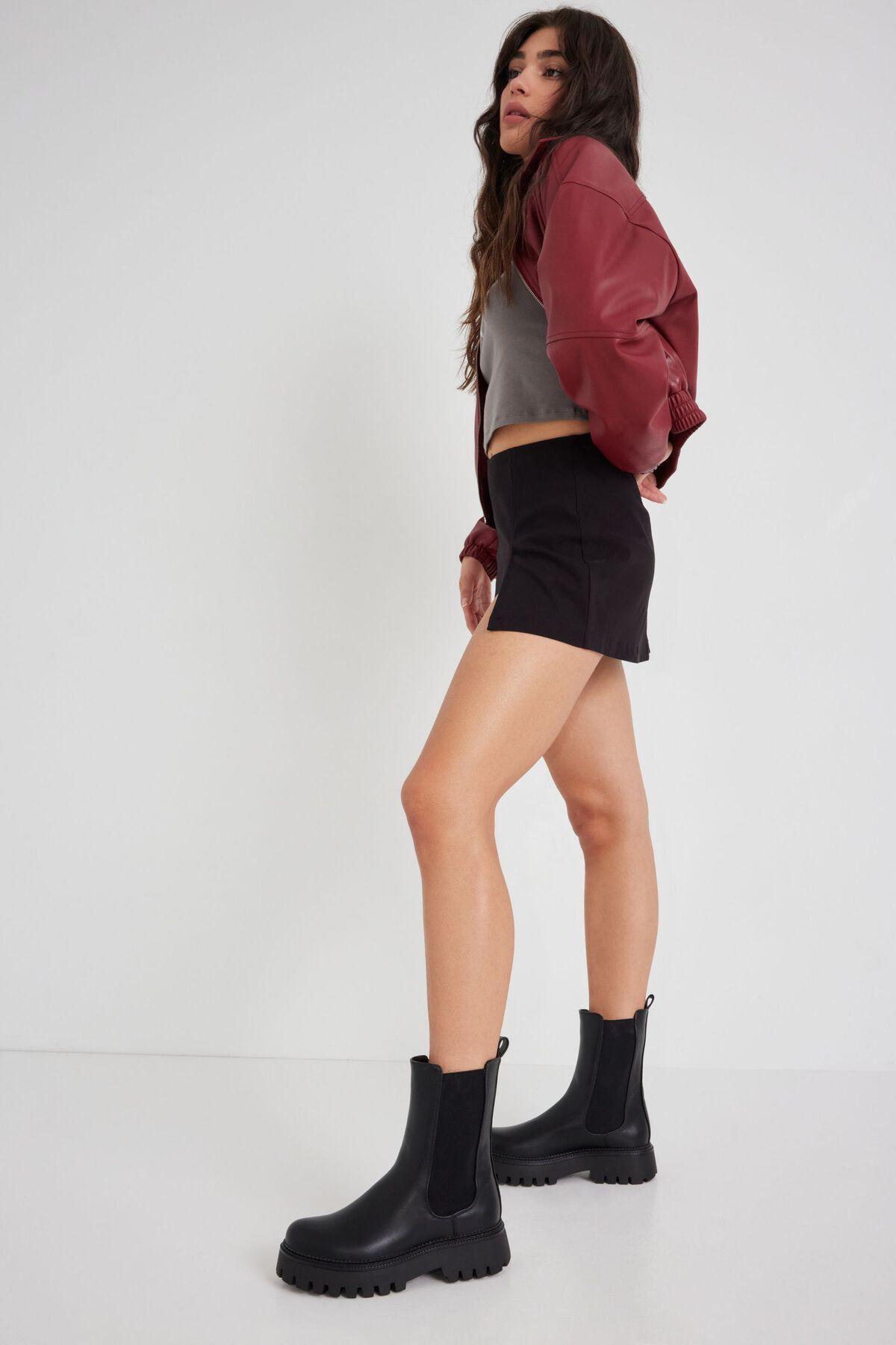 STEVE MADDEN Briona Lug Sole Chelsea Boot Product Image