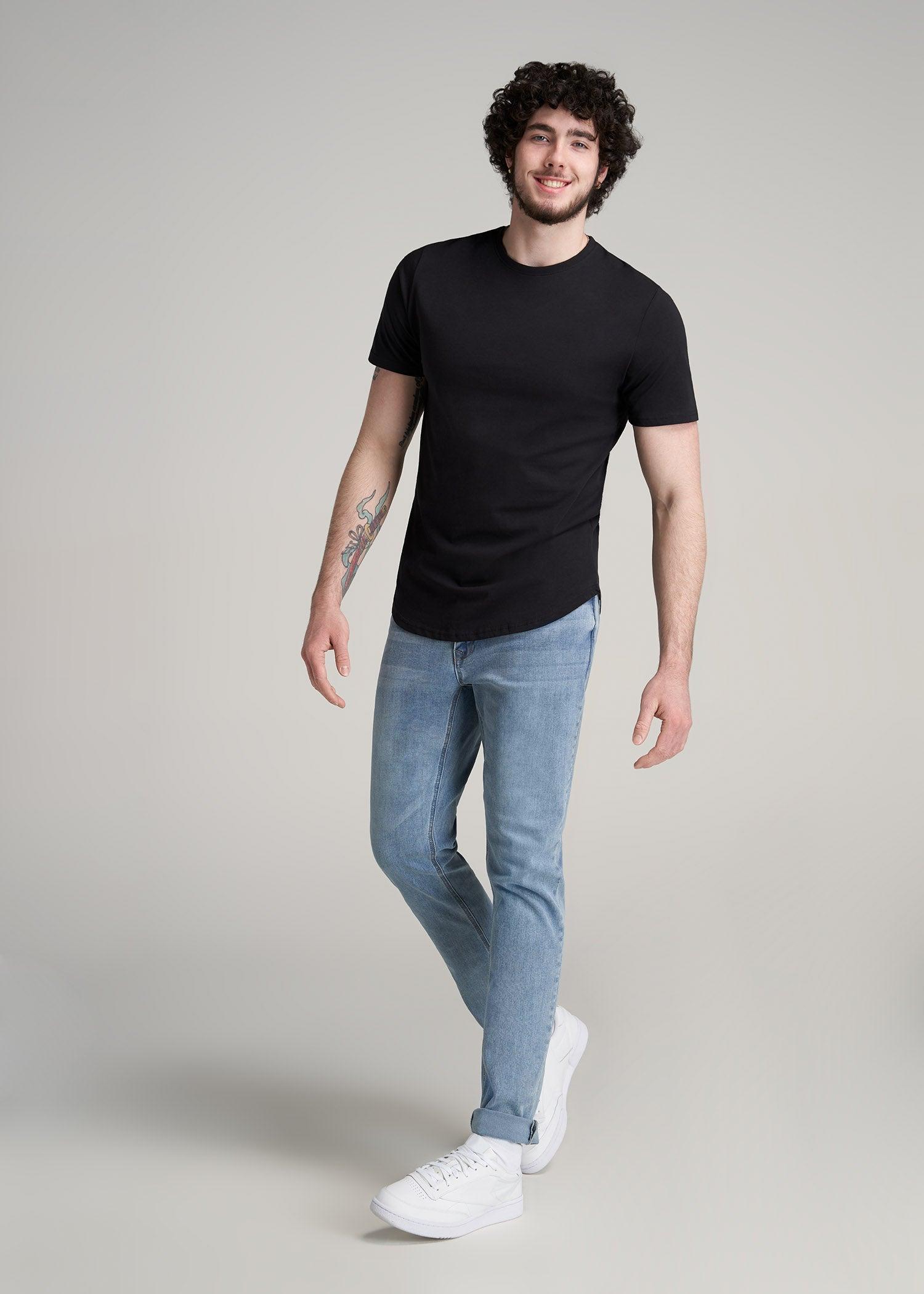 Everyday Scoop Bottom REGULAR FIT T-Shirt for Tall Men in Black Product Image