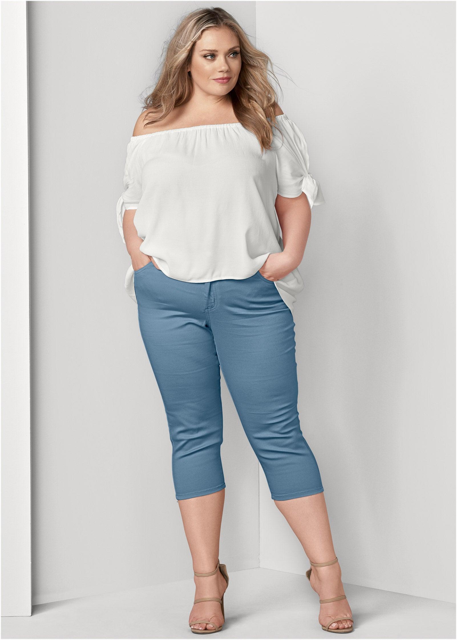 Cindy Capri Jeans - Blue Product Image