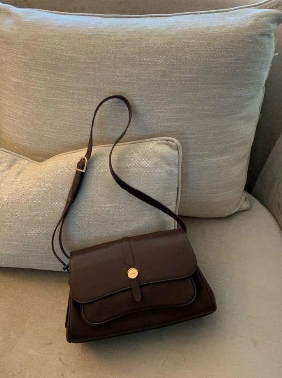 Plain Cowhide Leather Shoulder Bag product image