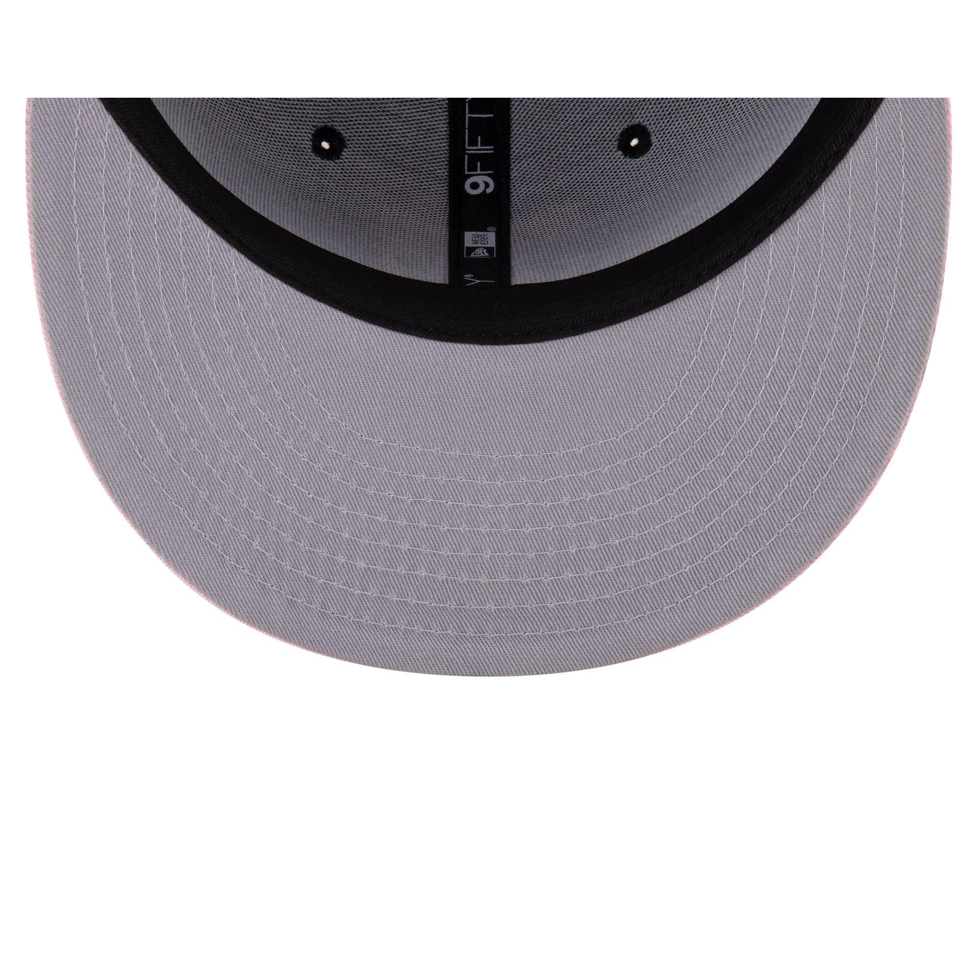 Inter Miami Basic Crest 9FIFTY Snapback Hat Male Product Image