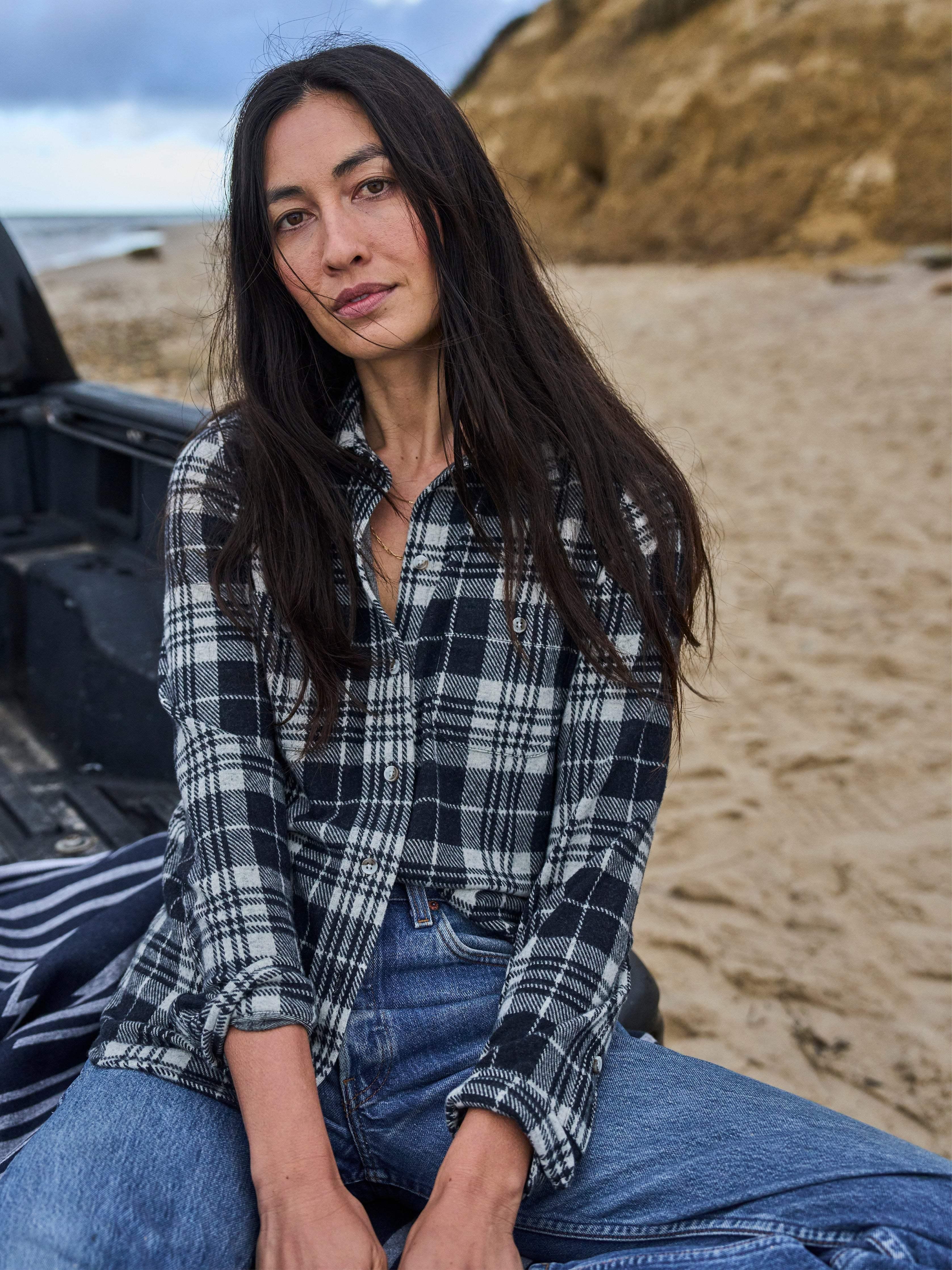 Legend™ Sweater Shirt - Navy Plaid Female product image