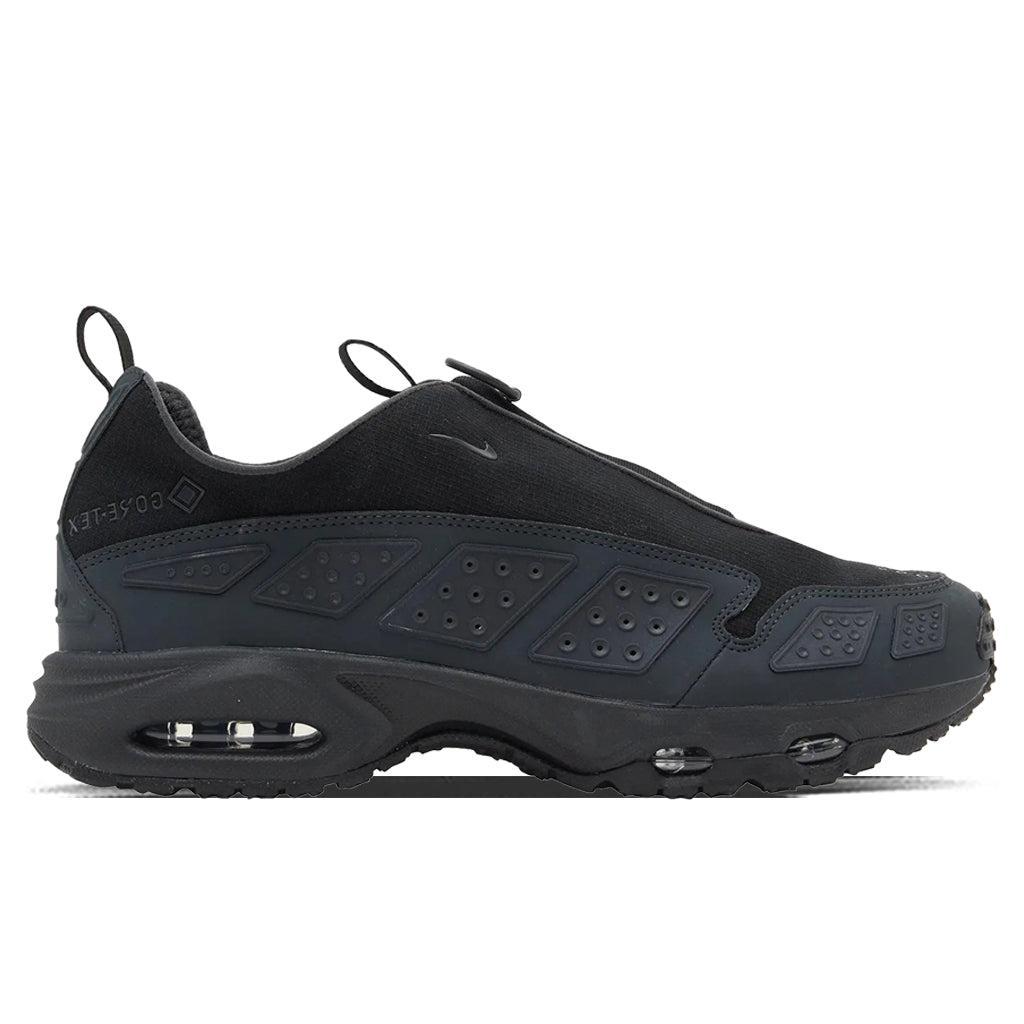 Air Max SNDR Gore-Tex Women's - Black/Dark Smoke Grey Female Product Image