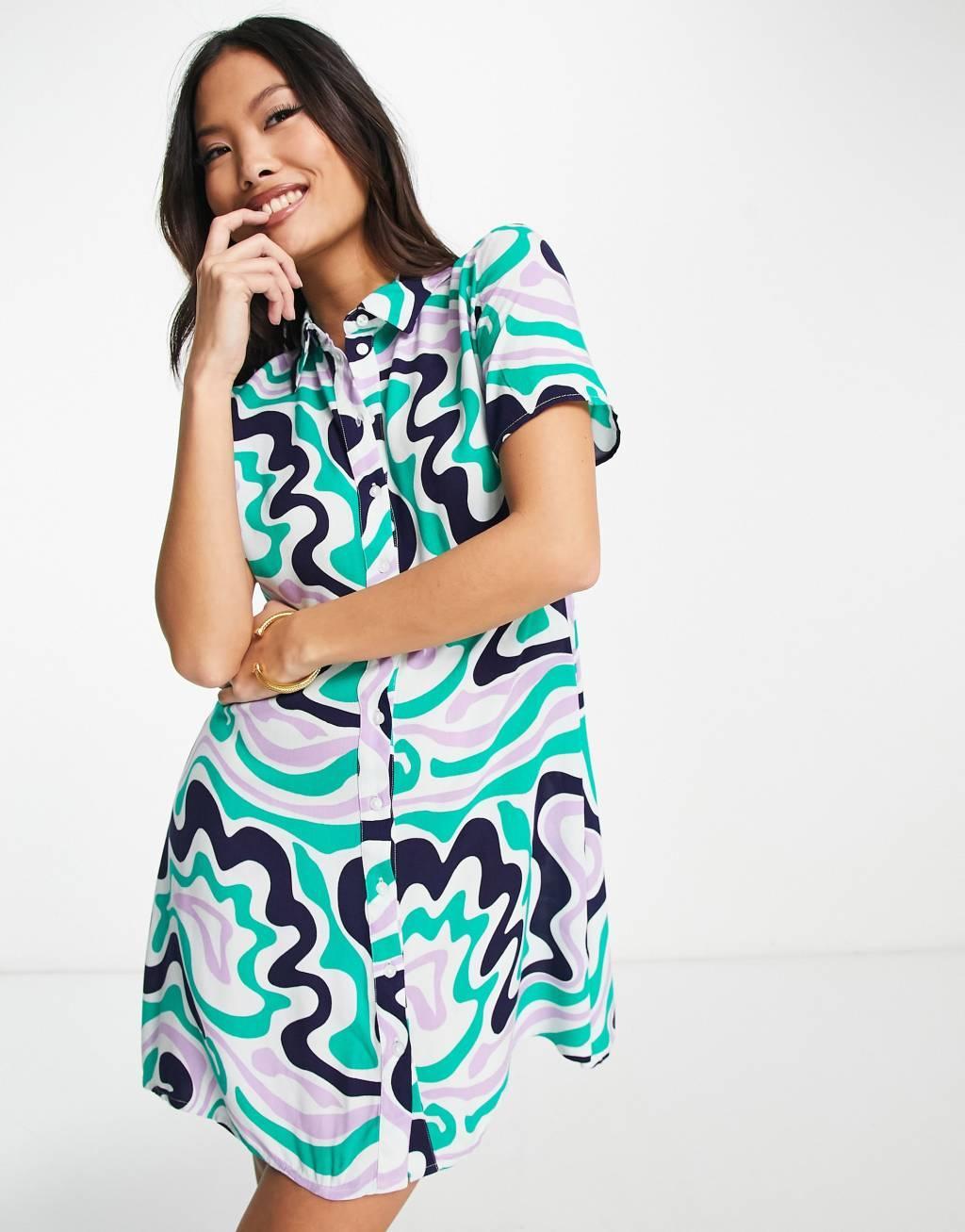 Pieces Petite exclusive mini shirt dress in green wavy print Product Image