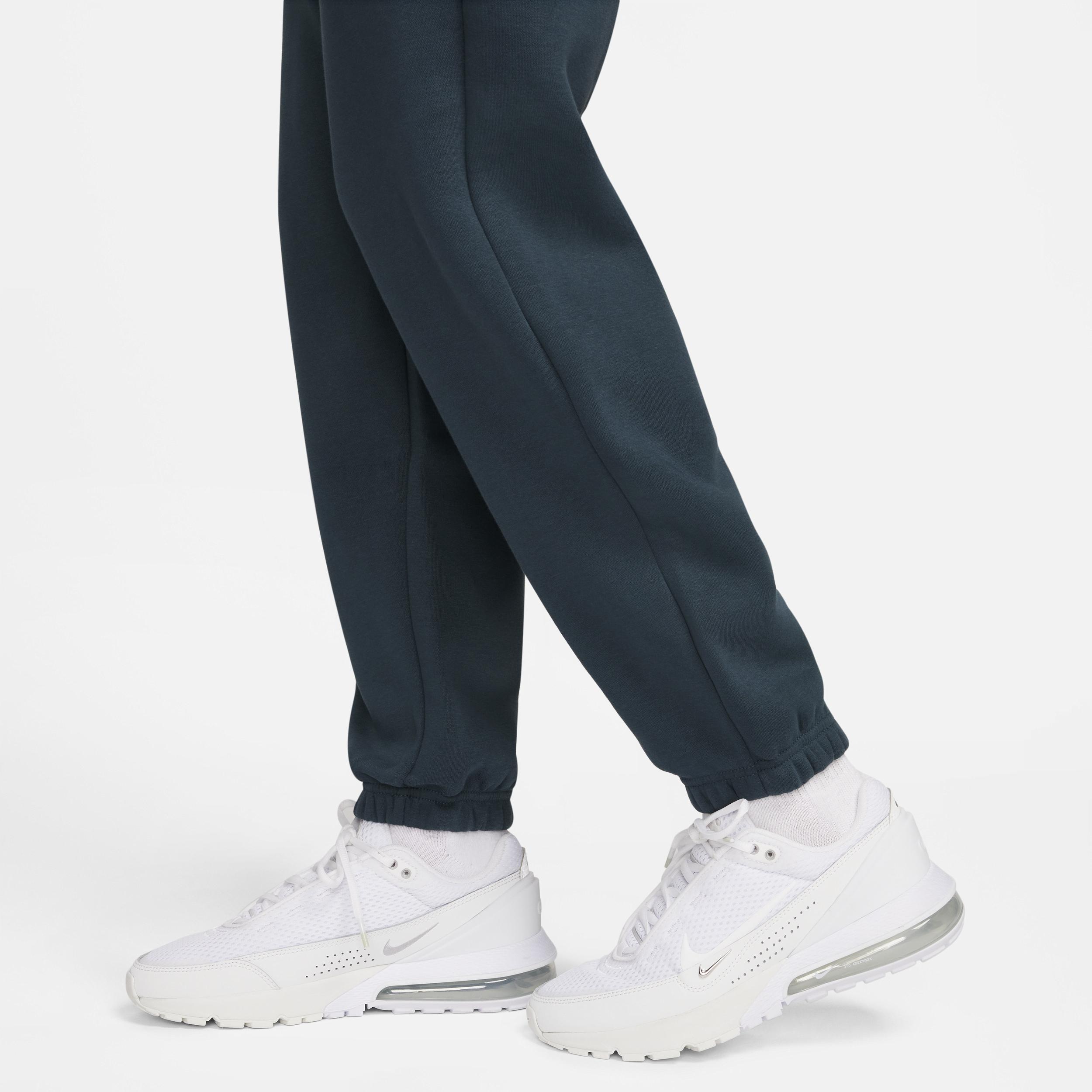 Women's Nike Sportswear High-Waisted Oversized Fleece Sweatpants Product Image