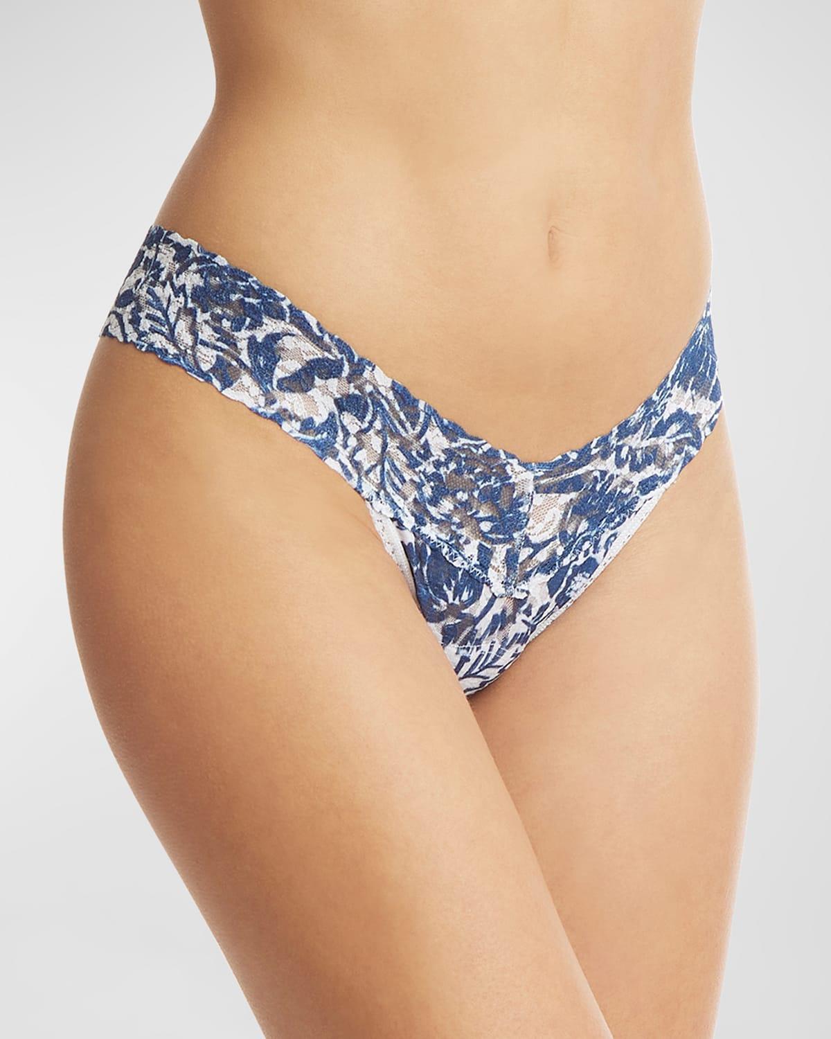 Printed Low-Rise Signature Lace Thong Product Image