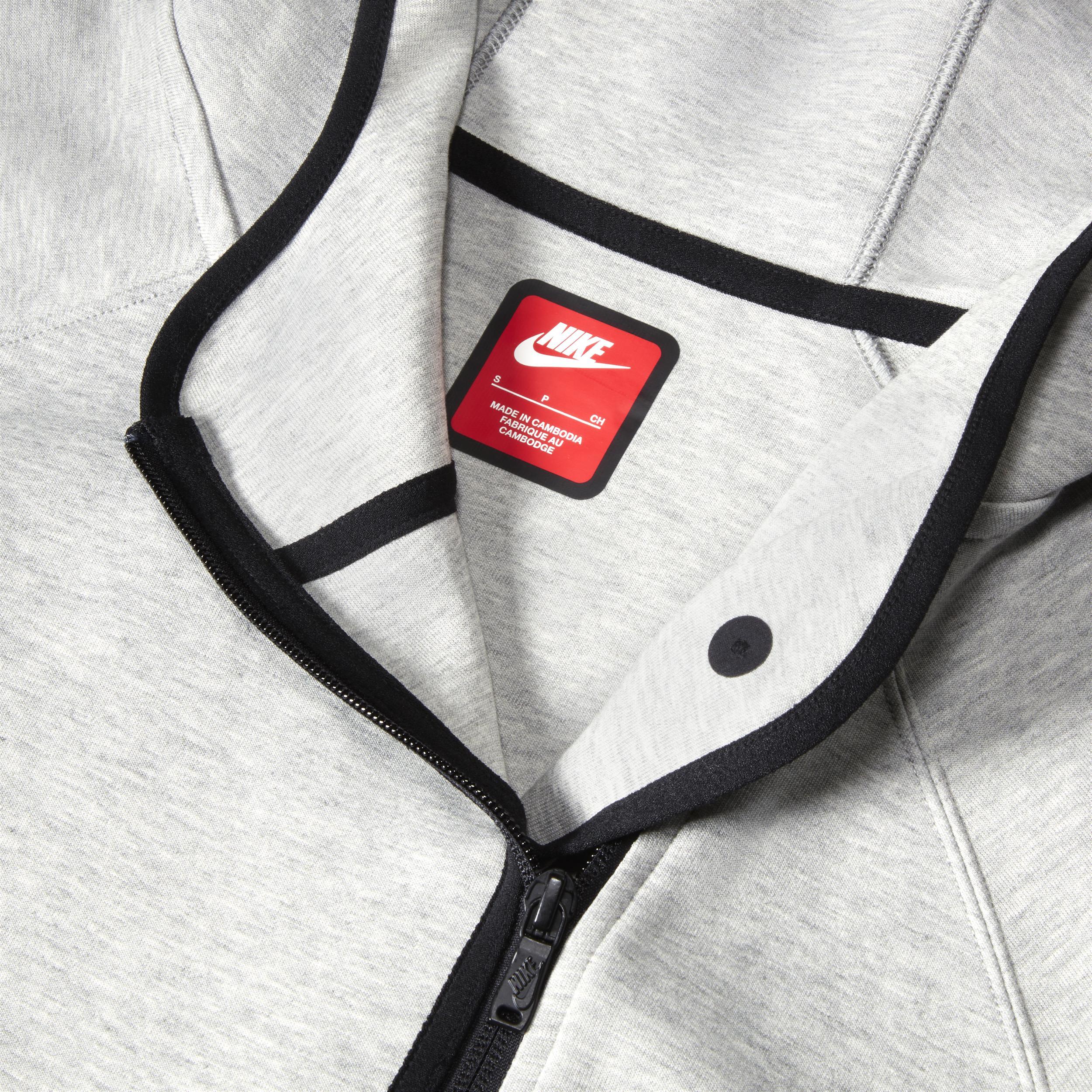 Women's Nike Sportswear Tech Fleece OG Loose Cape Product Image