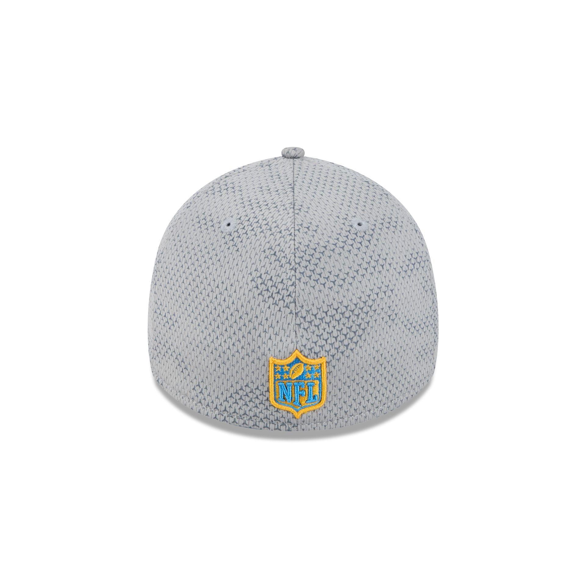 Los Angeles Chargers 2024 Sideline Gray 39THIRTY Stretch Fit Hat Male Product Image