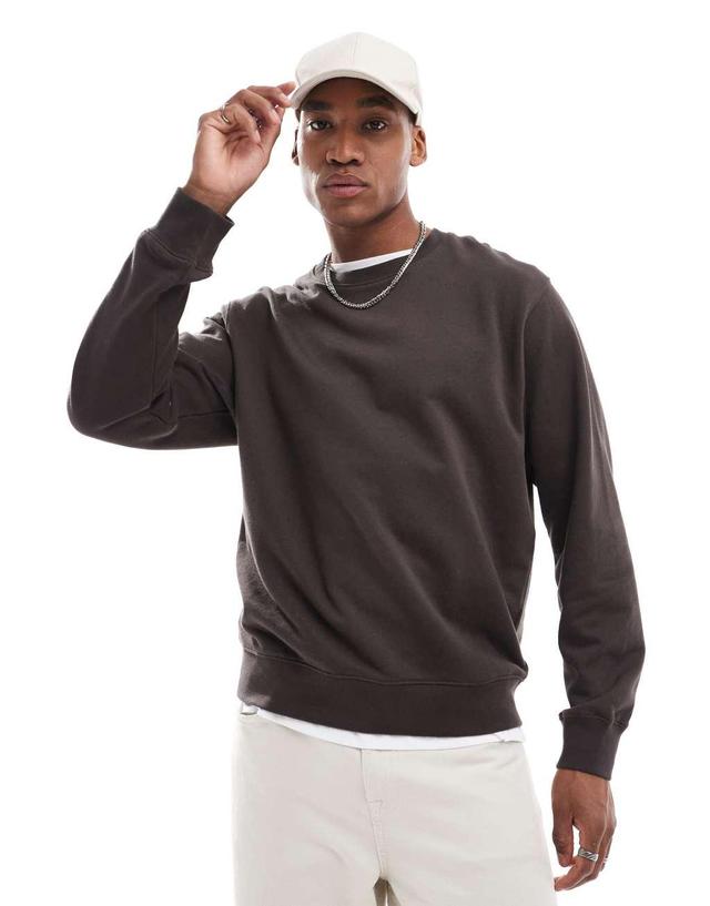 Jack & Jones oversized crew neck sweatshirt in chocolate brown Product Image