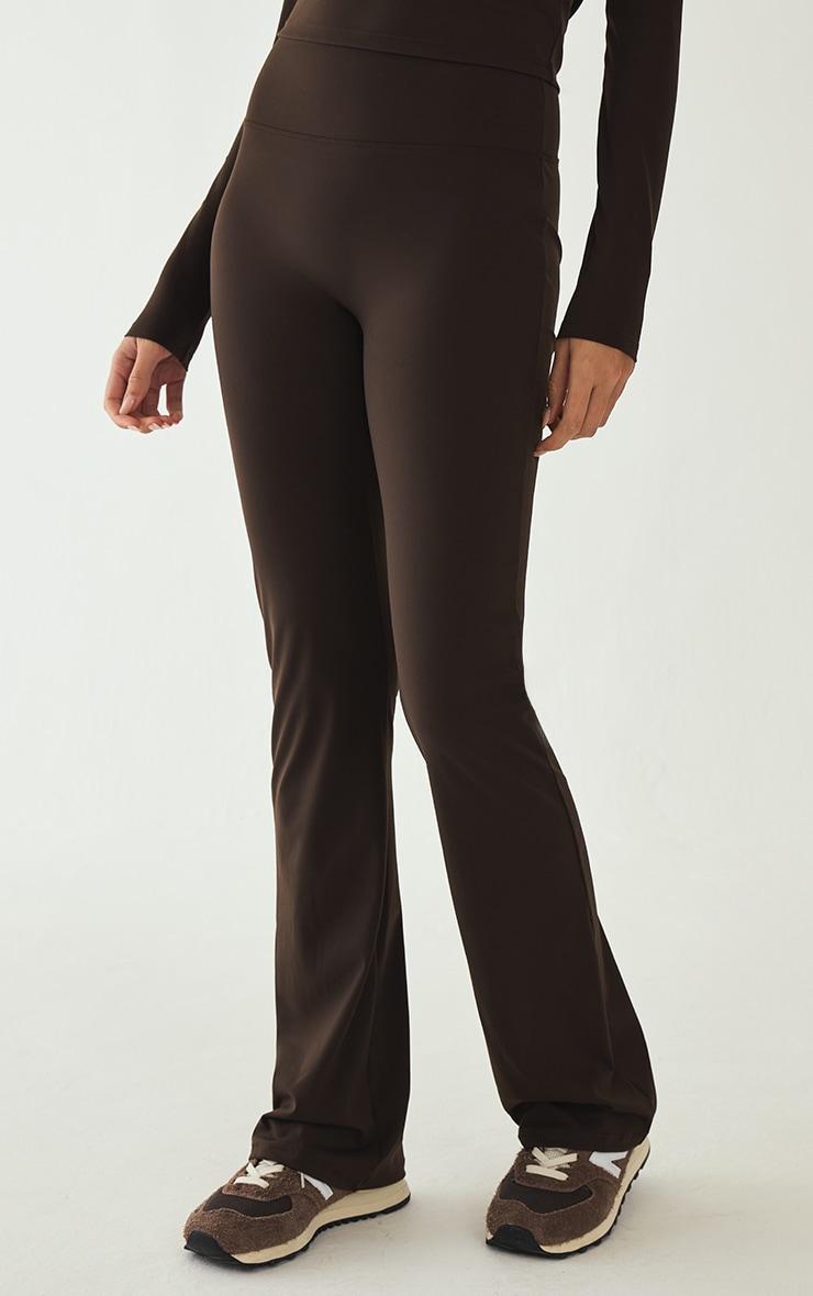 Espresso Sculpt Straight Leg Yoga Pants Product Image